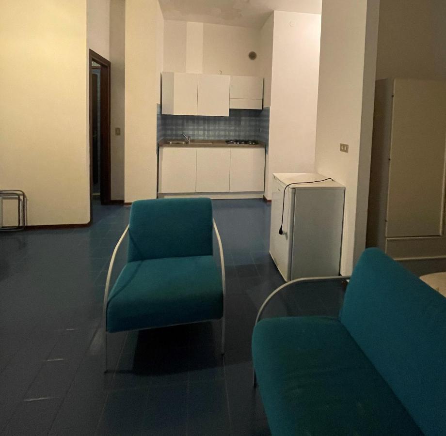 Condominio Union -Walterigato Apartments- Solo Per Famiglie- Lido di Jesolo Buitenkant foto
