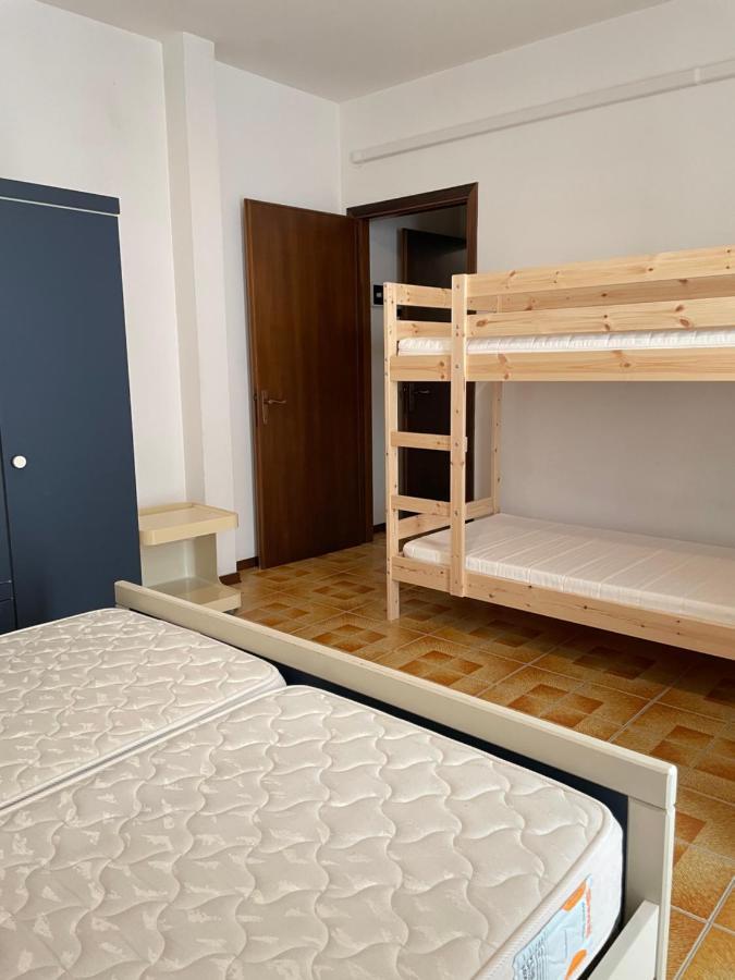 Condominio Union -Walterigato Apartments- Solo Per Famiglie- Lido di Jesolo Buitenkant foto